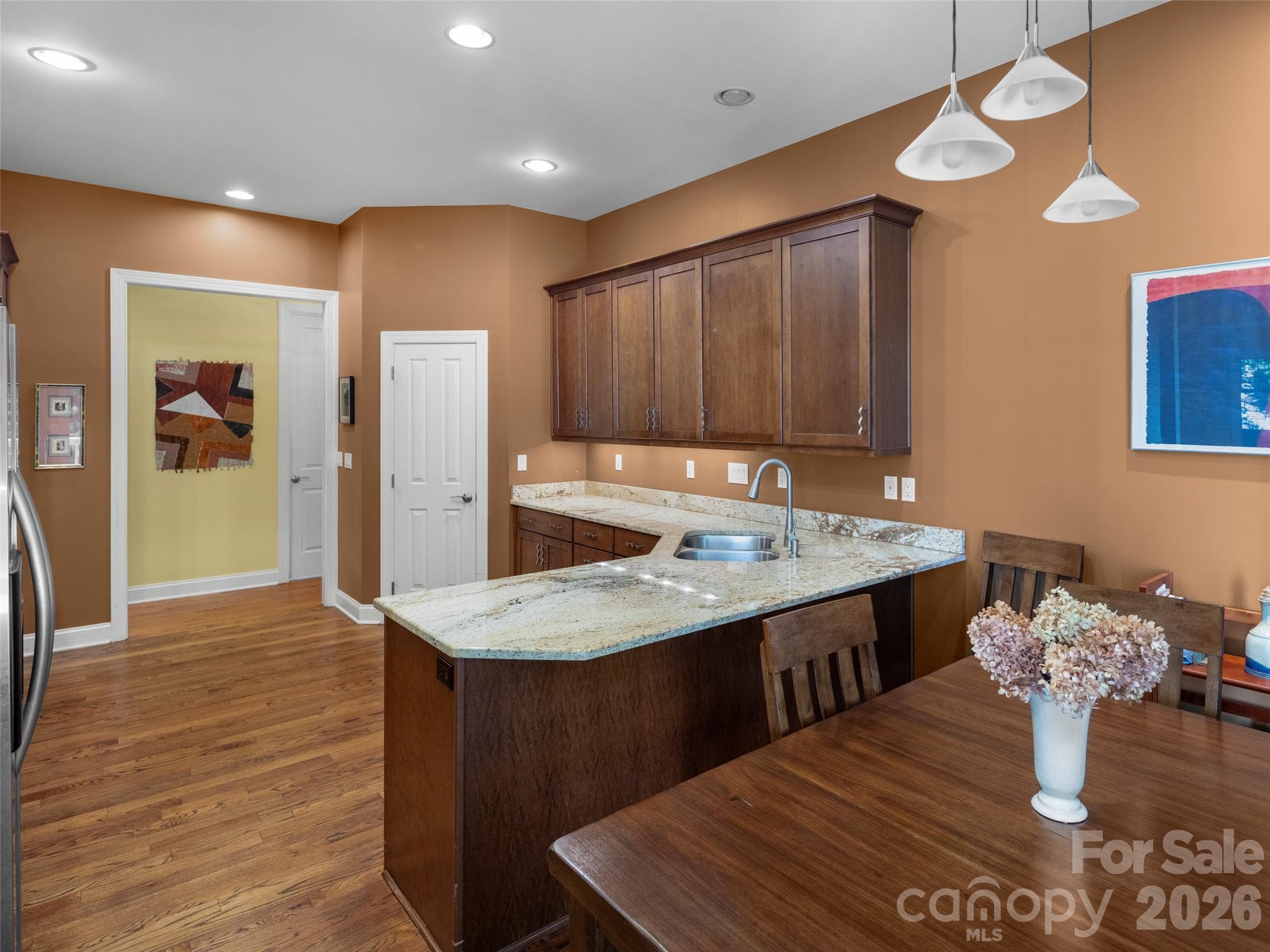 Single Family Residence at 184 Benhurst Court, Hendersonville, photo 11 of 28