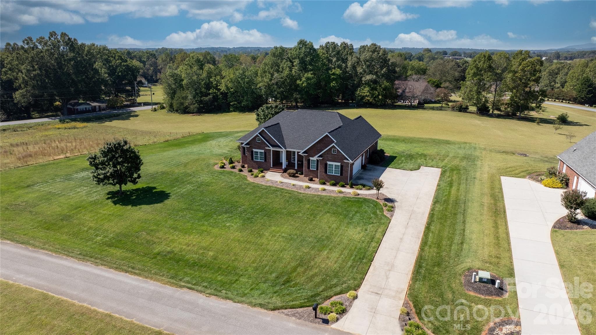 Single Family Residence at 66 Hawks Ridge, Hickory, photo 44 of 48