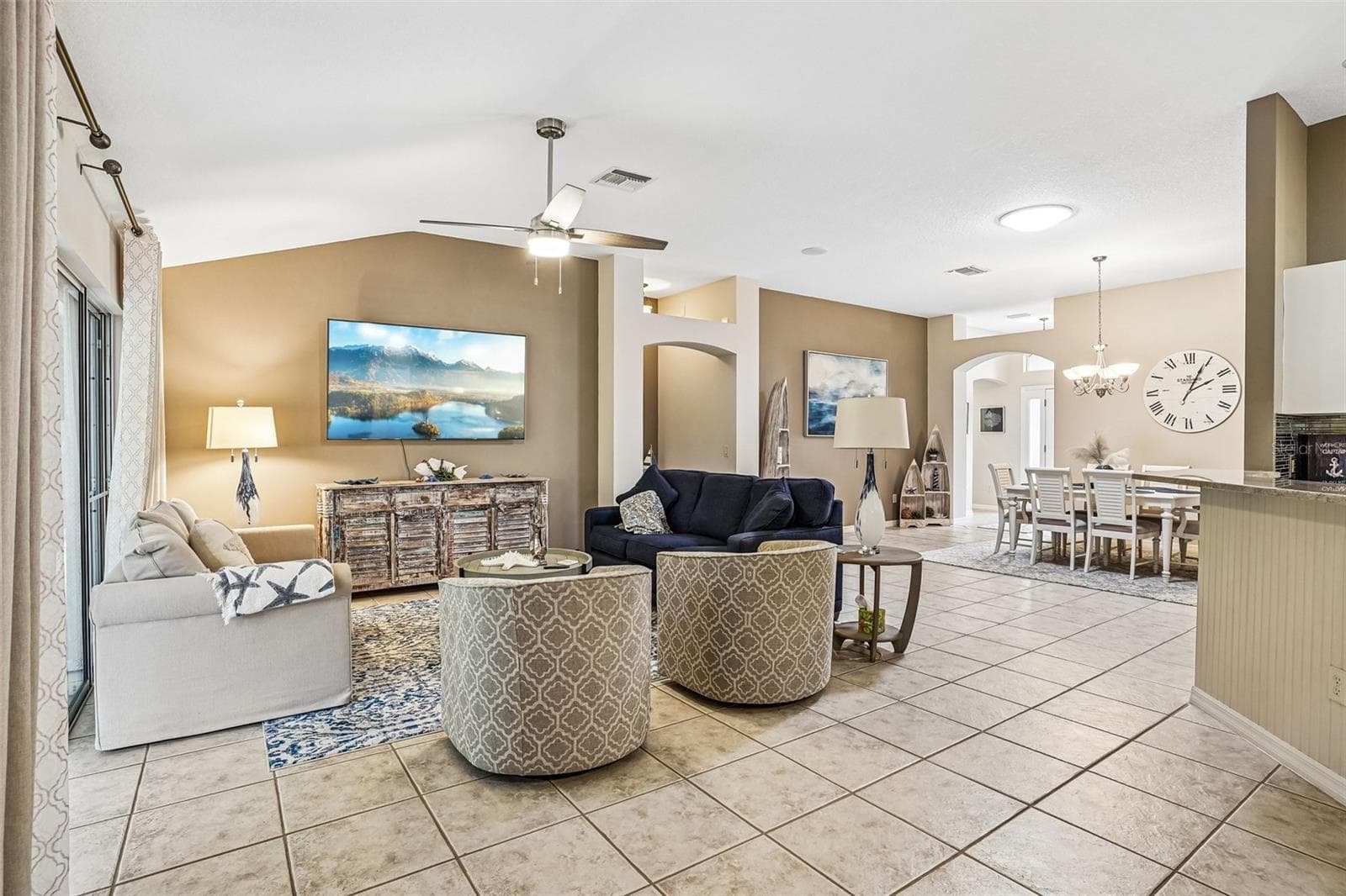 fabulous space - 17115 SE 93RD TELLFIER TER, THE VILLAGES