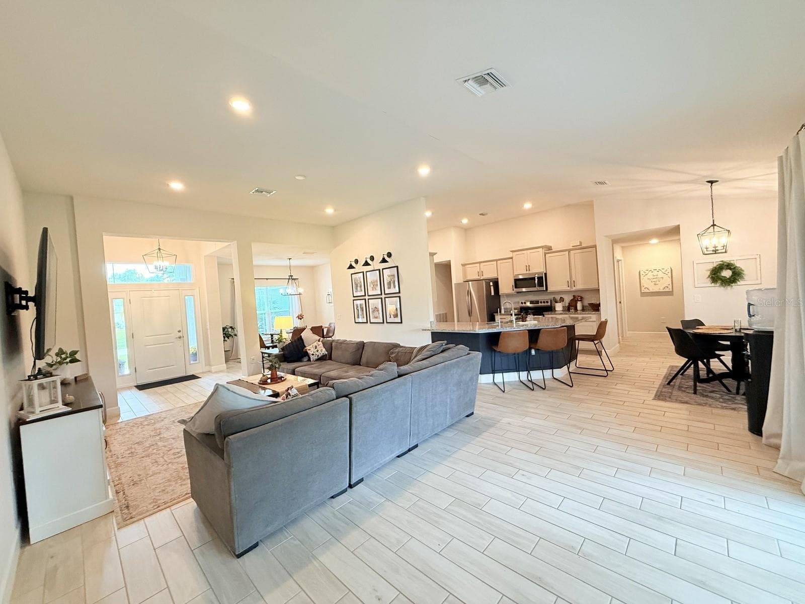 Single Family Residence at 3405 VIVIAN RD, NORTH PORT, photo 11 of 63