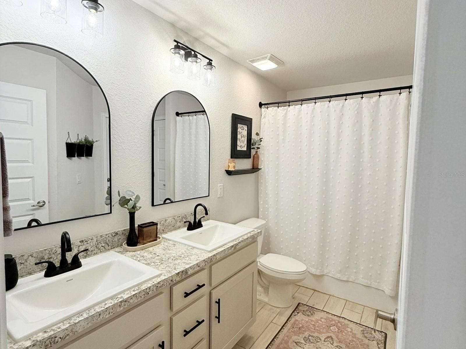 Single Family Residence at 3405 VIVIAN RD, NORTH PORT, photo 21 of 63