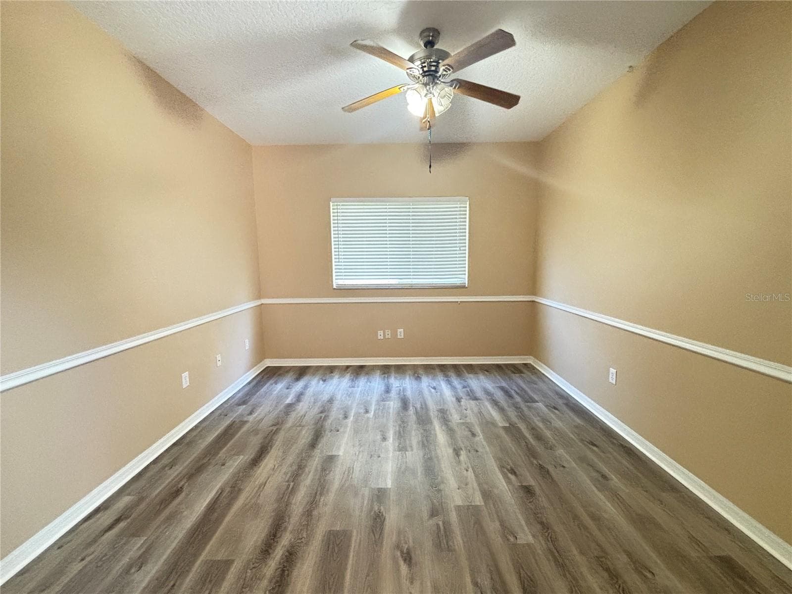 Single Family Residence at 18931 FISHERMANS BEND DR, LUTZ, photo 6 of 22