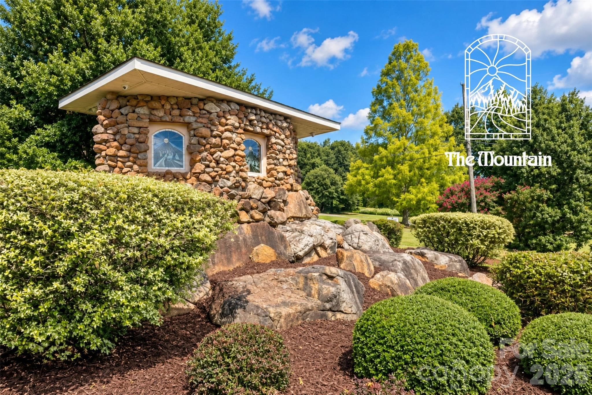 Single Family Residence at 312 Eagles Walk, Gastonia, photo 43 of 46