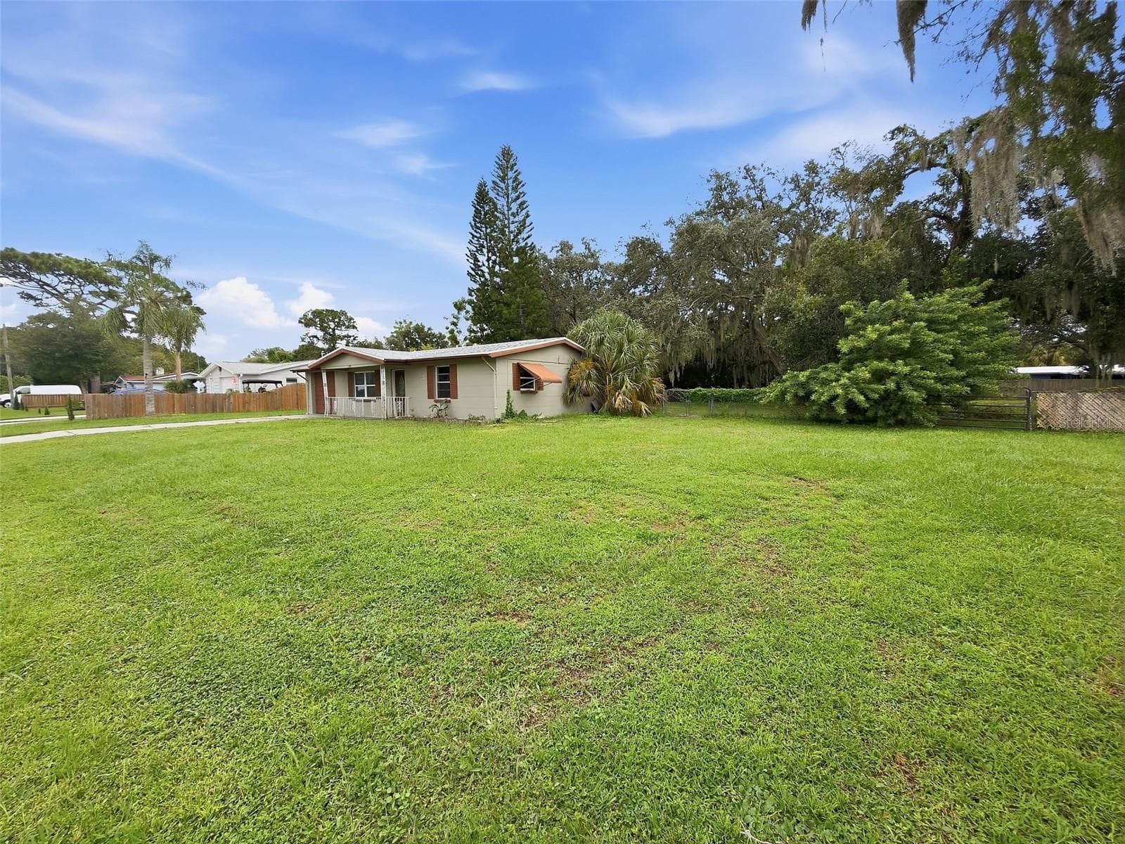 Single Family Residence at 6818 CAROB DR, NEW PORT RICHEY, photo 3 of 23