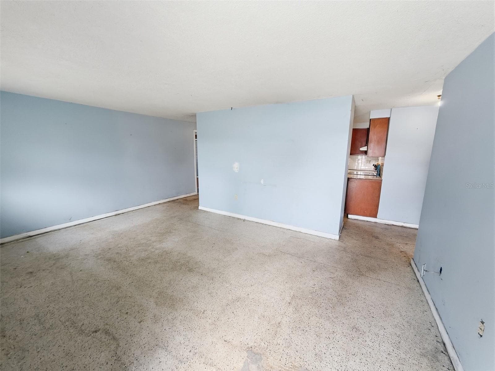 Single Family Residence at 6818 CAROB DR, NEW PORT RICHEY, photo 5 of 23