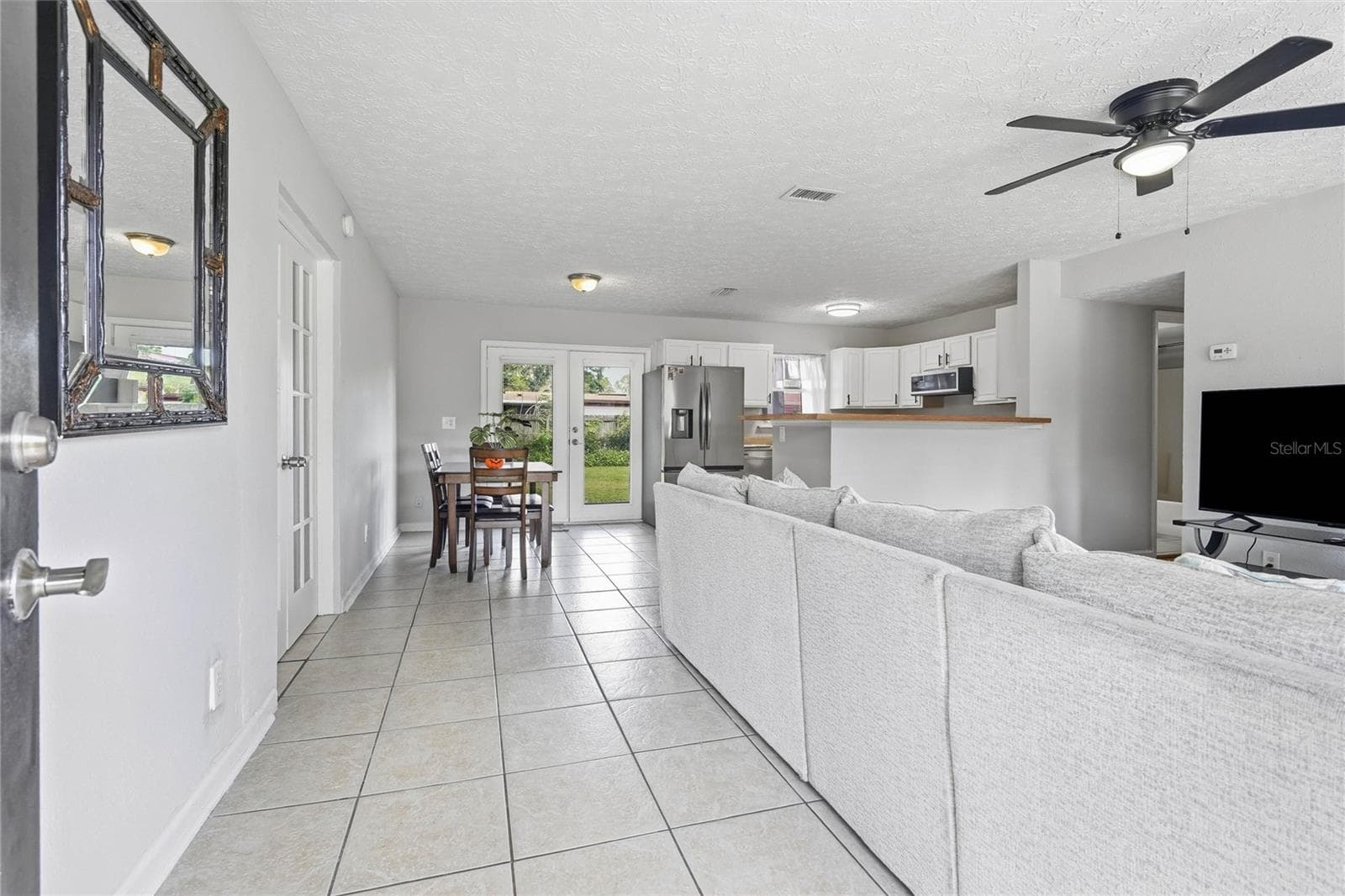 Single Family Residence at 11685 SHELLFISH DR, JACKSONVILLE, photo 2 of 36