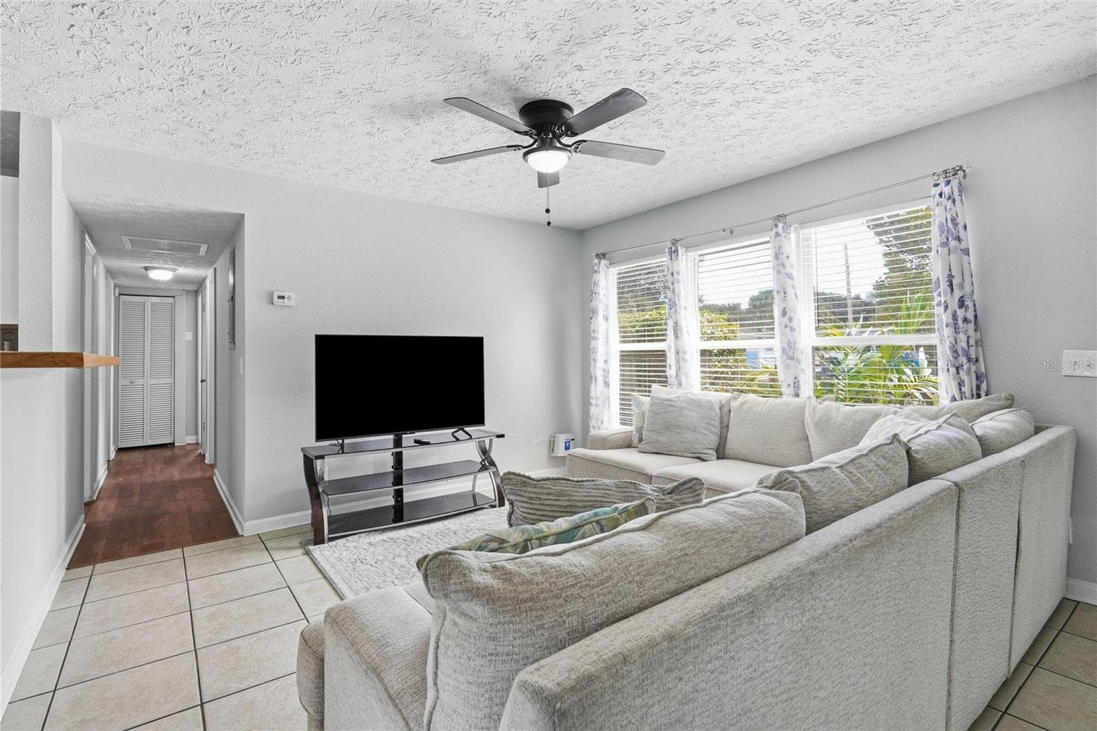Single Family Residence at 11685 SHELLFISH DR, JACKSONVILLE, photo 15 of 36