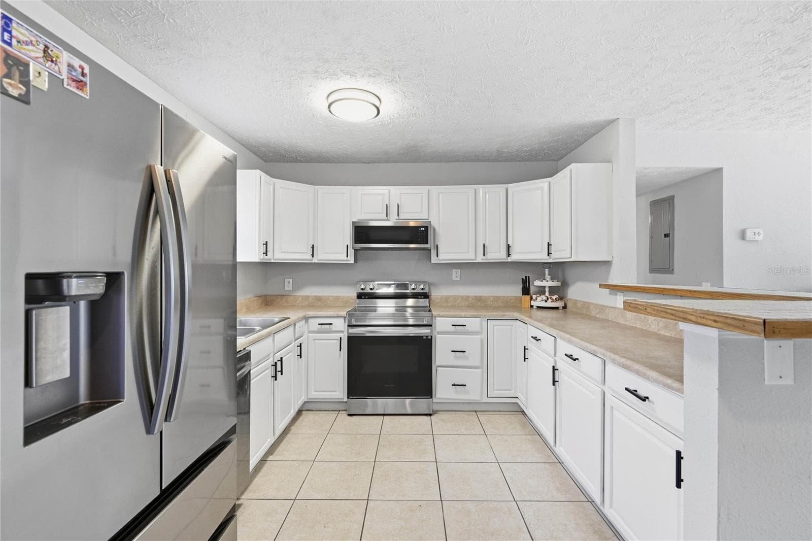 Single Family Residence at 11685 SHELLFISH DR, JACKSONVILLE, photo 18 of 36
