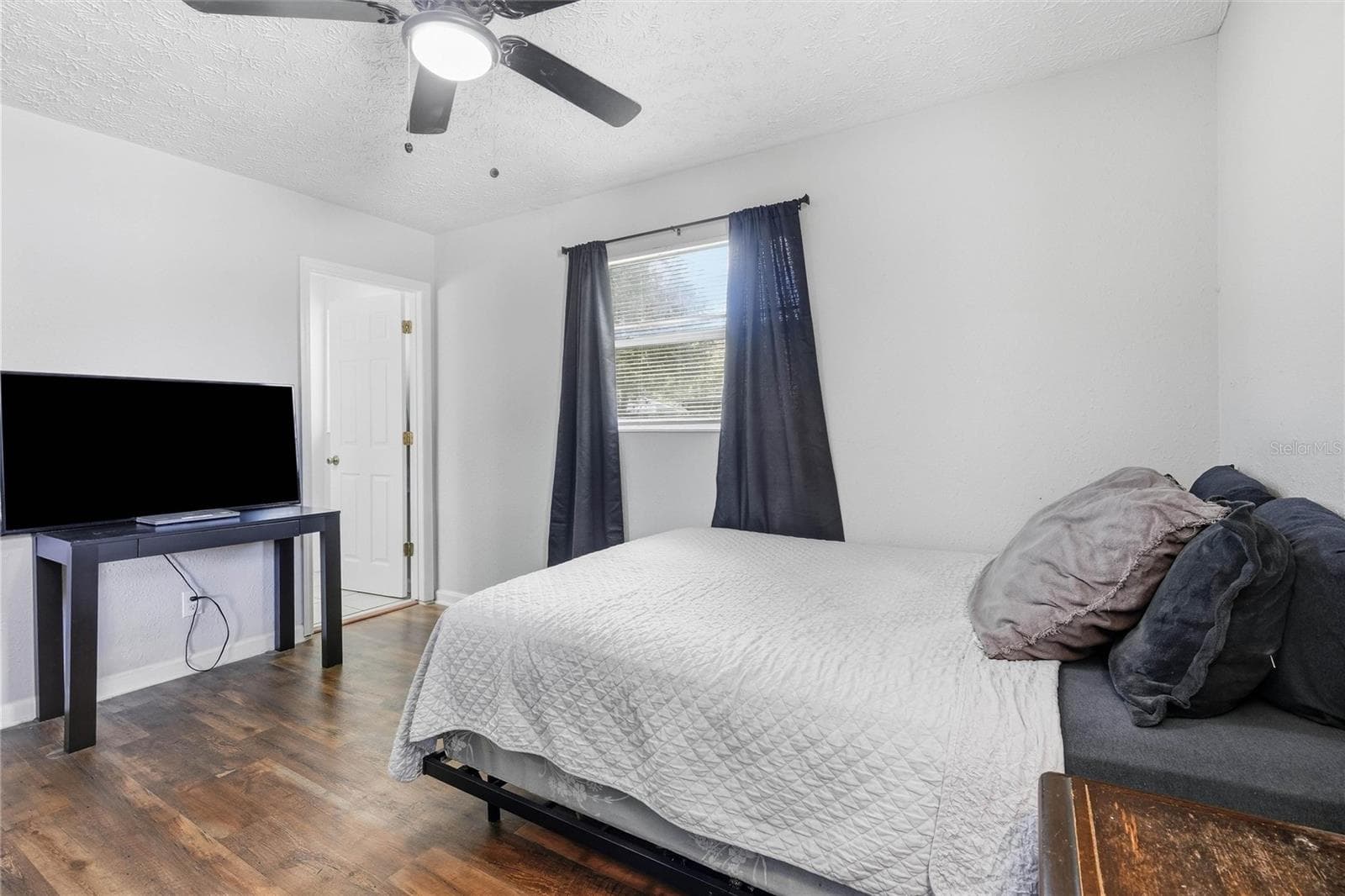 Single Family Residence at 11685 SHELLFISH DR, JACKSONVILLE, photo 19 of 36