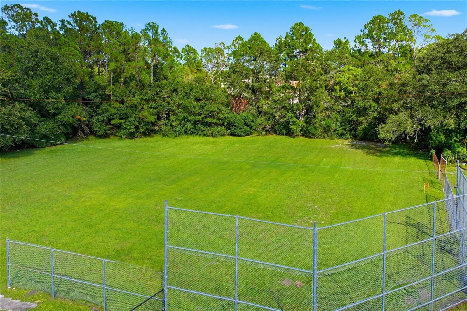 Single Family Residence at 11685 SHELLFISH DR, JACKSONVILLE, photo 34 of 36
