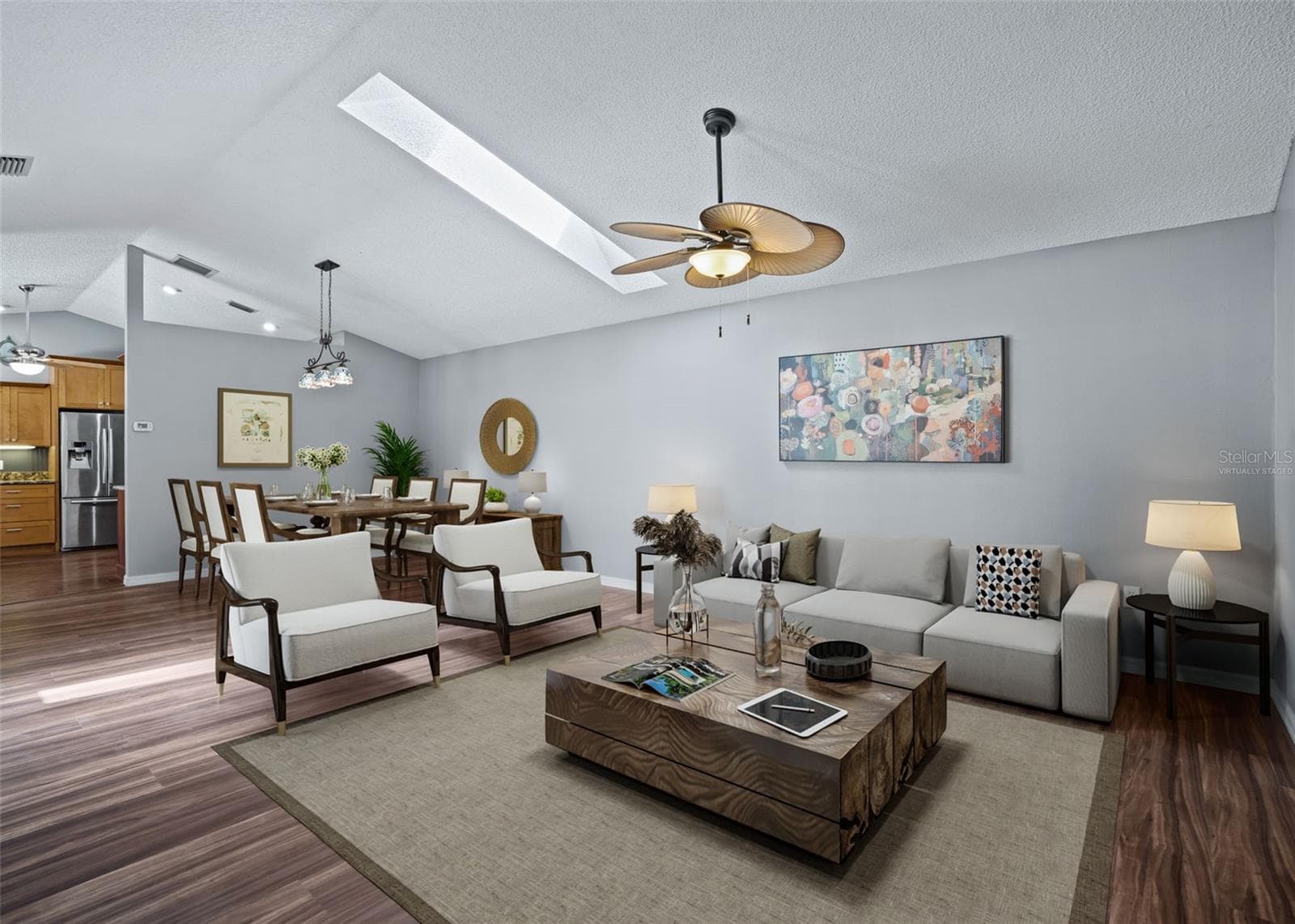 Virtually Staged - 17832 SE 115TH CT, SUMMERFIELD