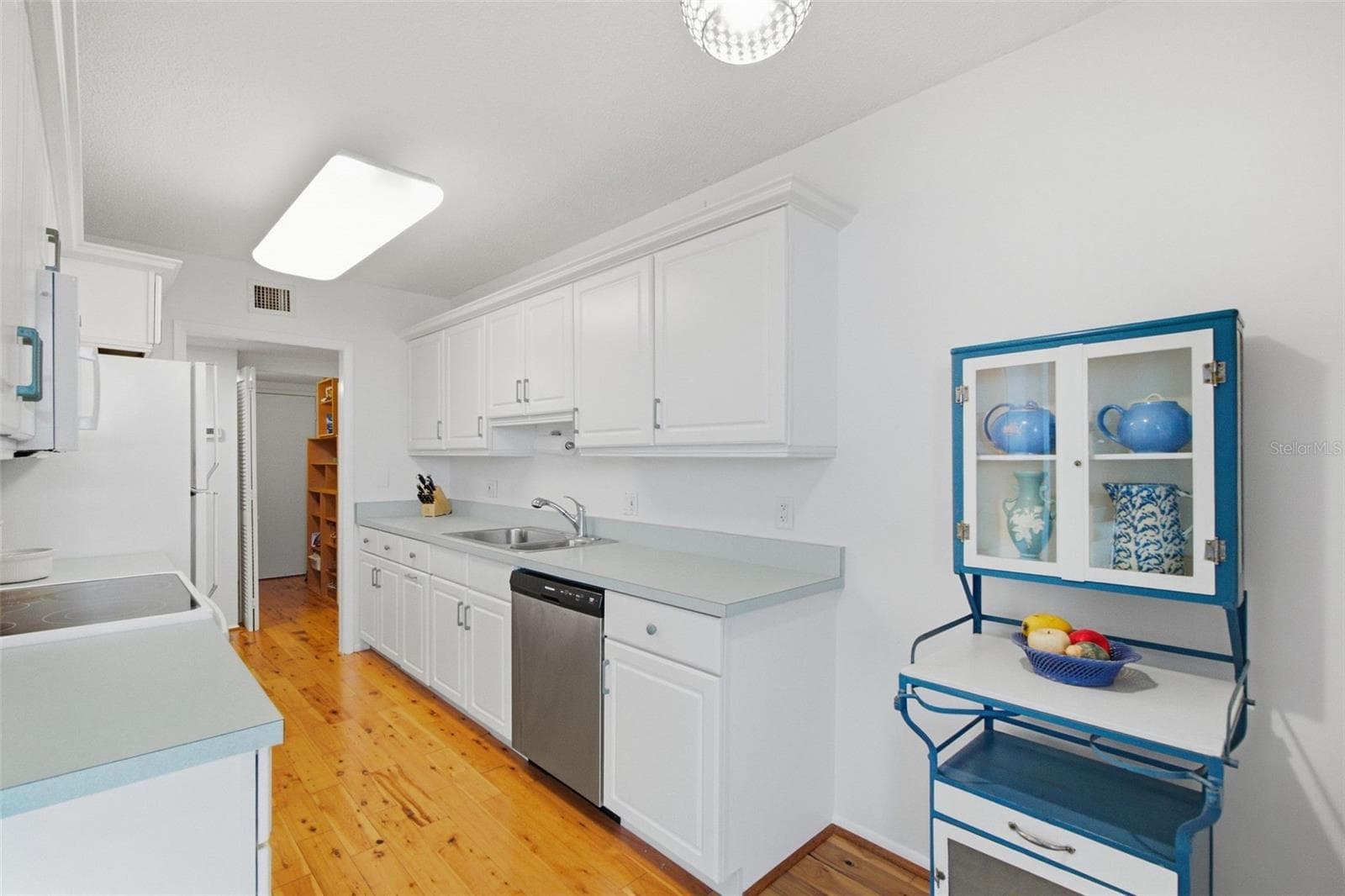 Condominium at 4822 OCEAN BLVD #8B, SARASOTA, photo 11 of 40