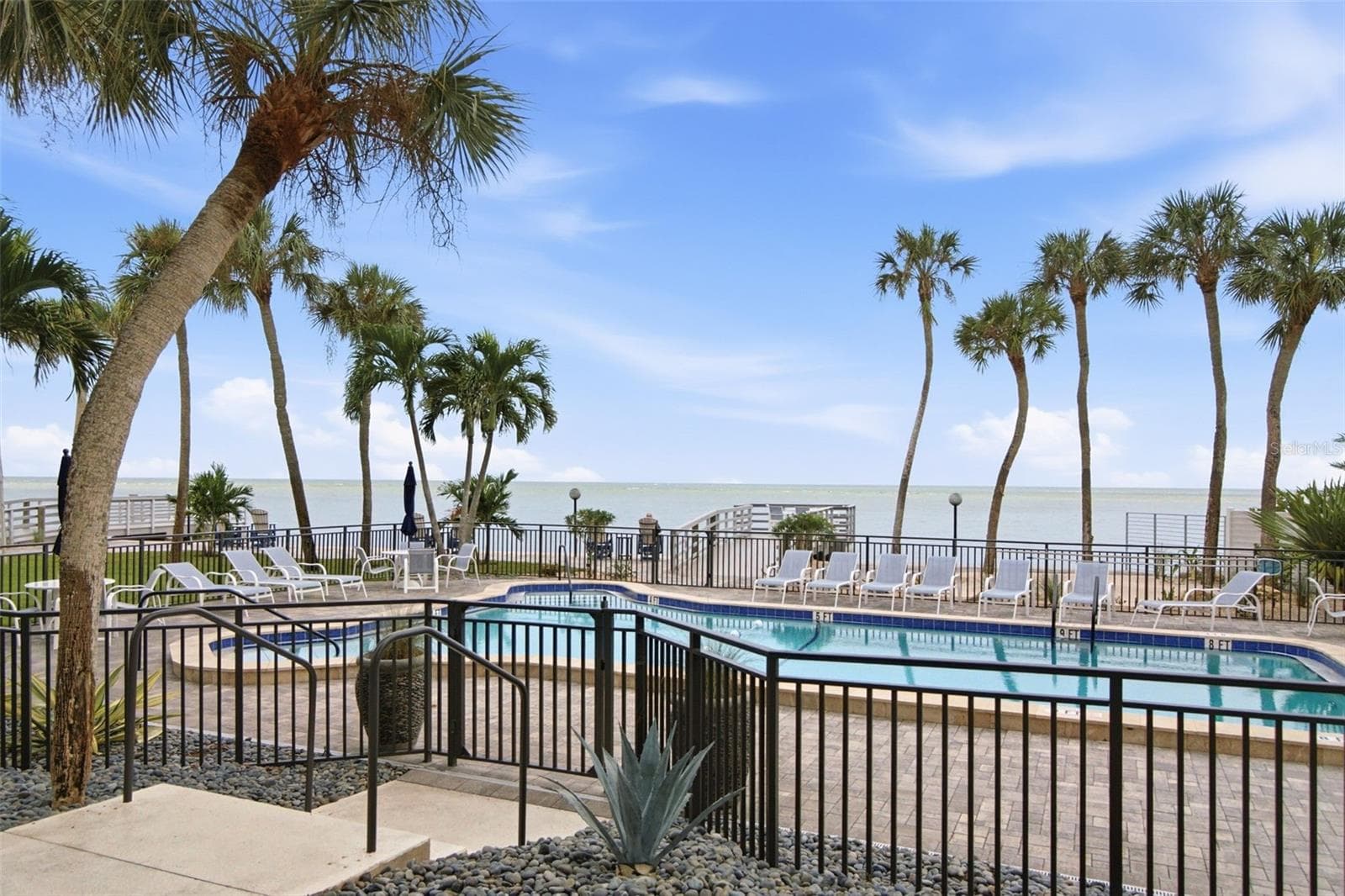 Condominium at 4822 OCEAN BLVD #8B, SARASOTA, photo 28 of 40