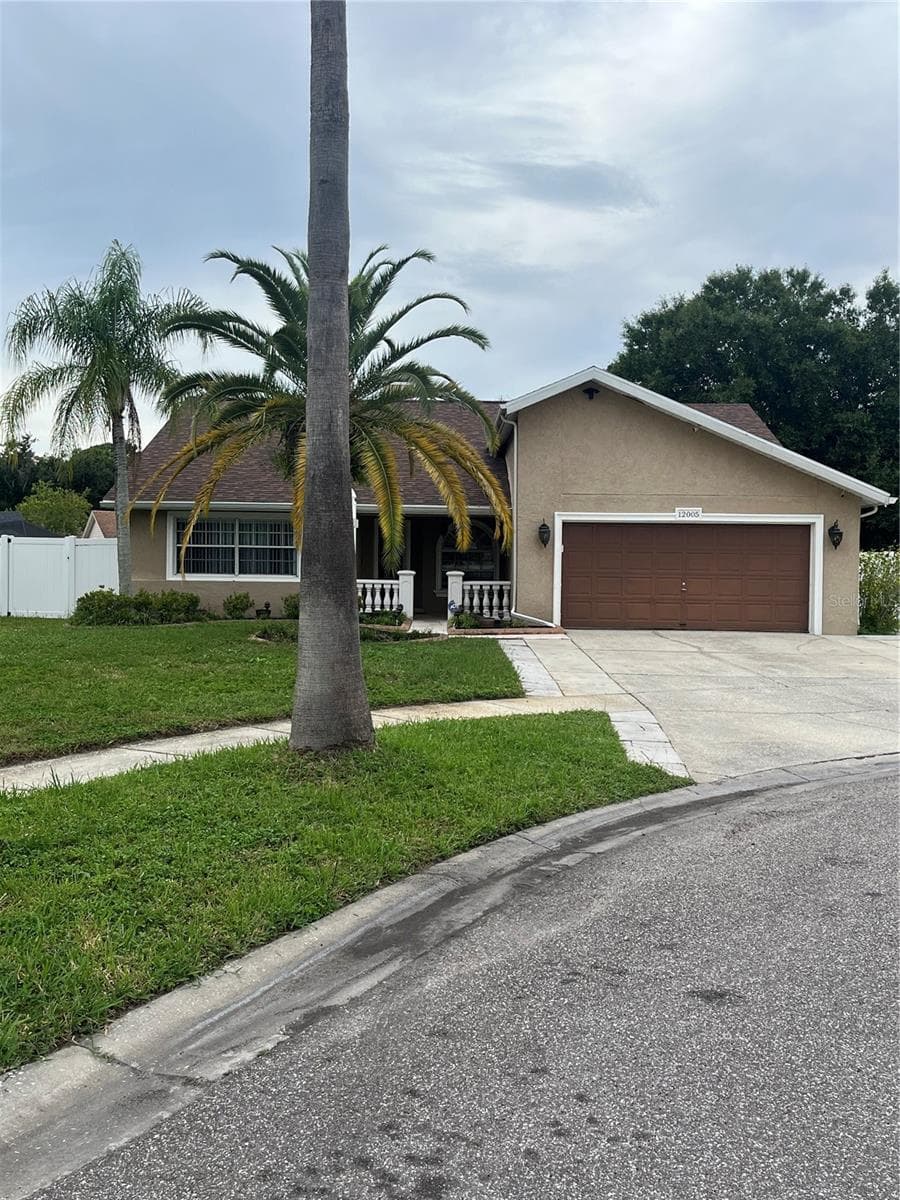Single Family Residence at 12005 MISTY BROOK CT, TAMPA, photo 5 of 51