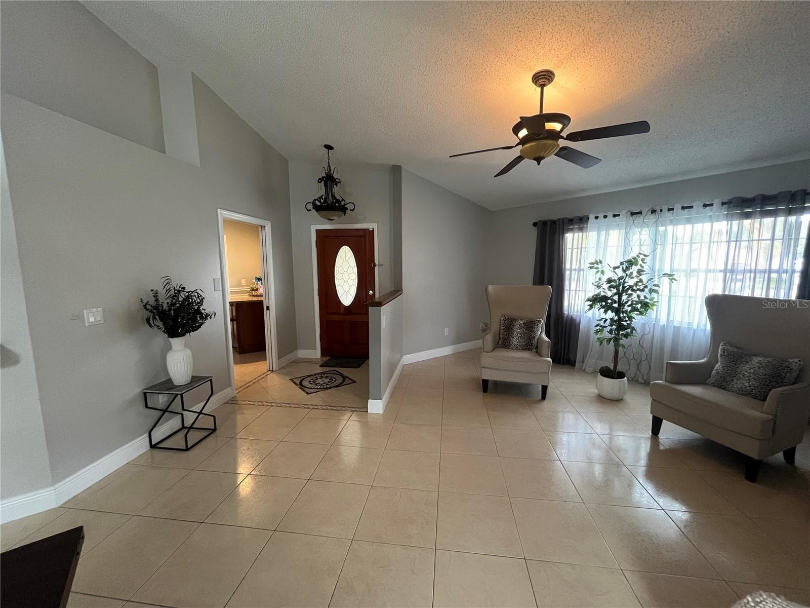 Single Family Residence at 12005 MISTY BROOK CT, TAMPA, photo 9 of 51