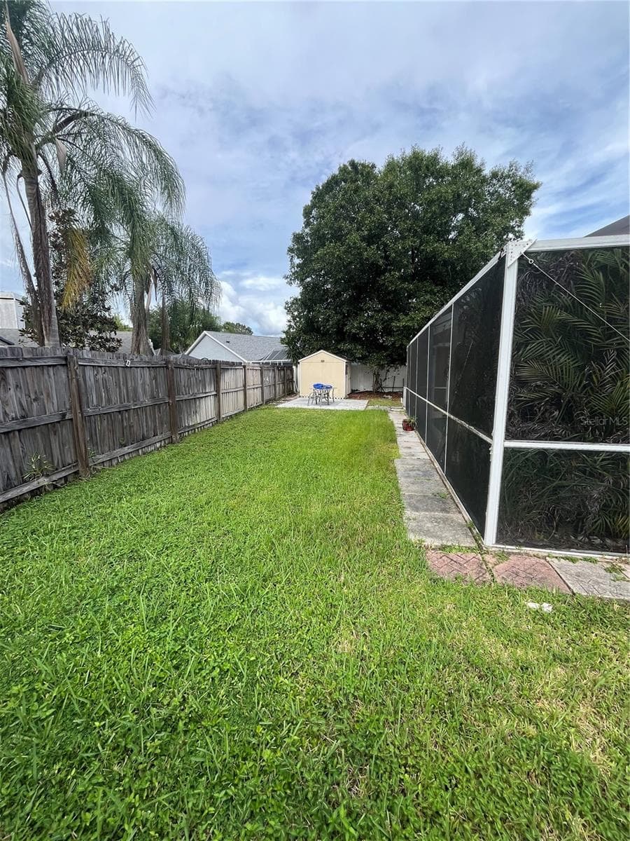 Single Family Residence at 12005 MISTY BROOK CT, TAMPA, photo 28 of 51