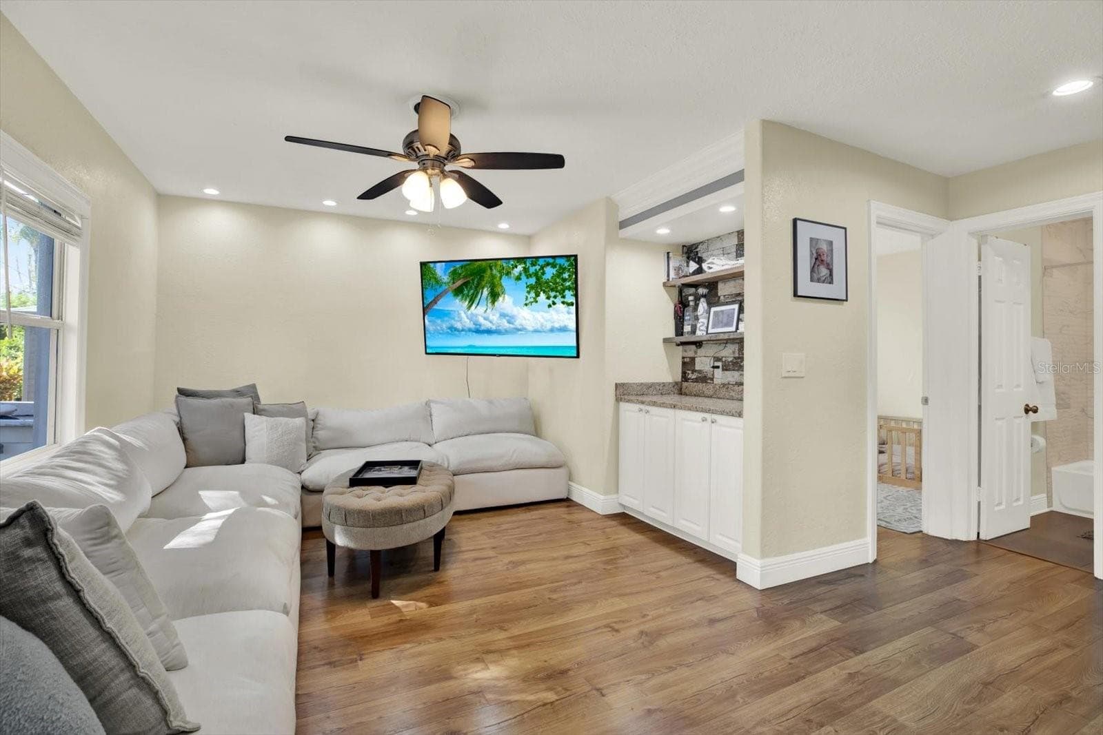Single Family Residence at 4140 29TH ST N, ST PETERSBURG, photo 6 of 29