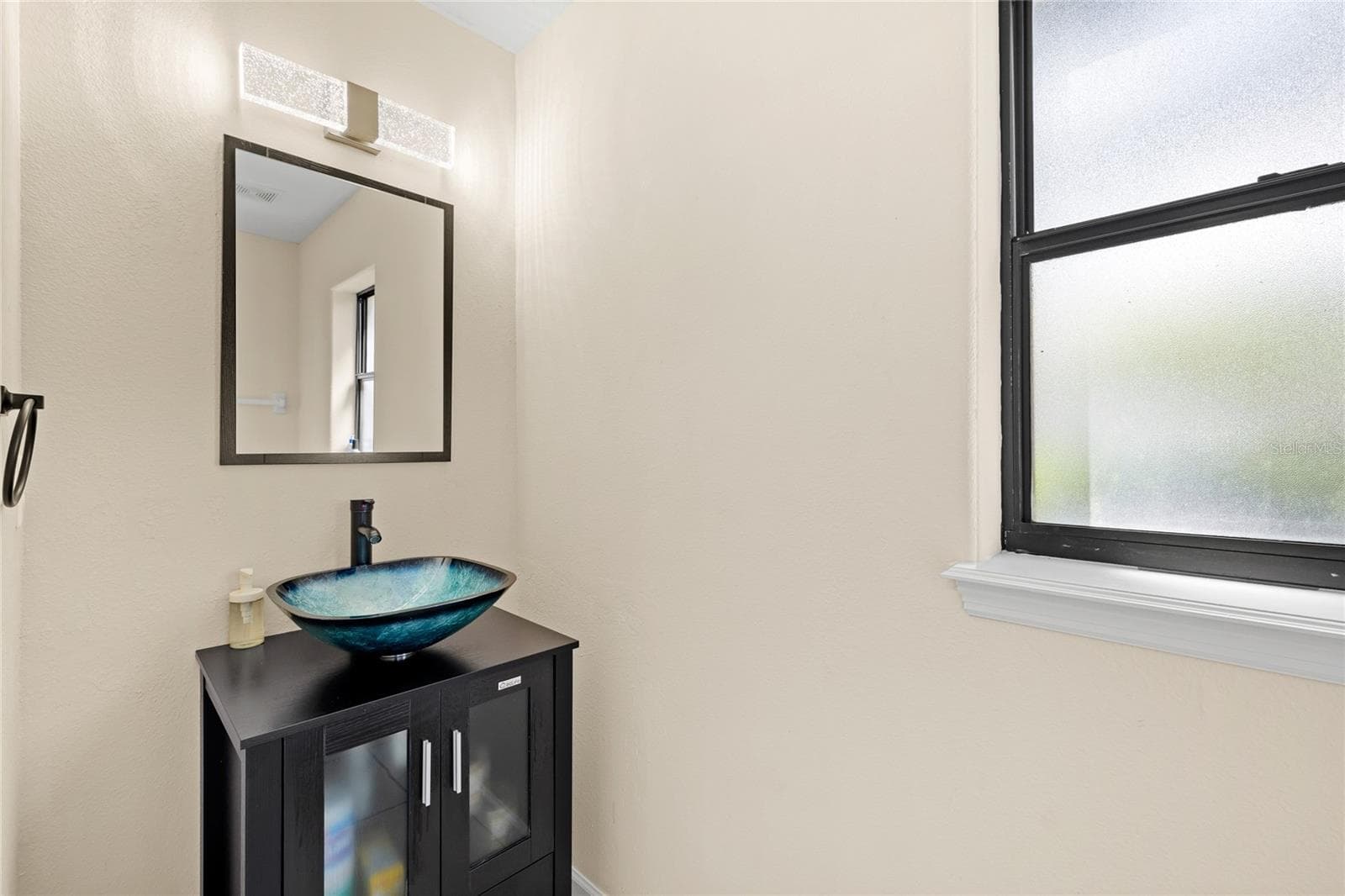Powder Bath on First Floor - 1010 WINDERLEY PL #100, MAITLAND