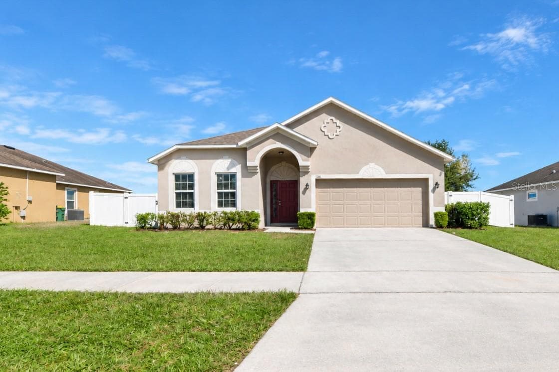 Single Family Residence at 3588 SPRING CREEK RD, DUNDEE, photo 6 of 27
