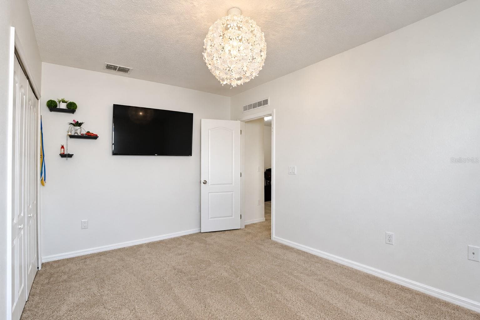Single Family Residence at 3588 SPRING CREEK RD, DUNDEE, photo 24 of 27