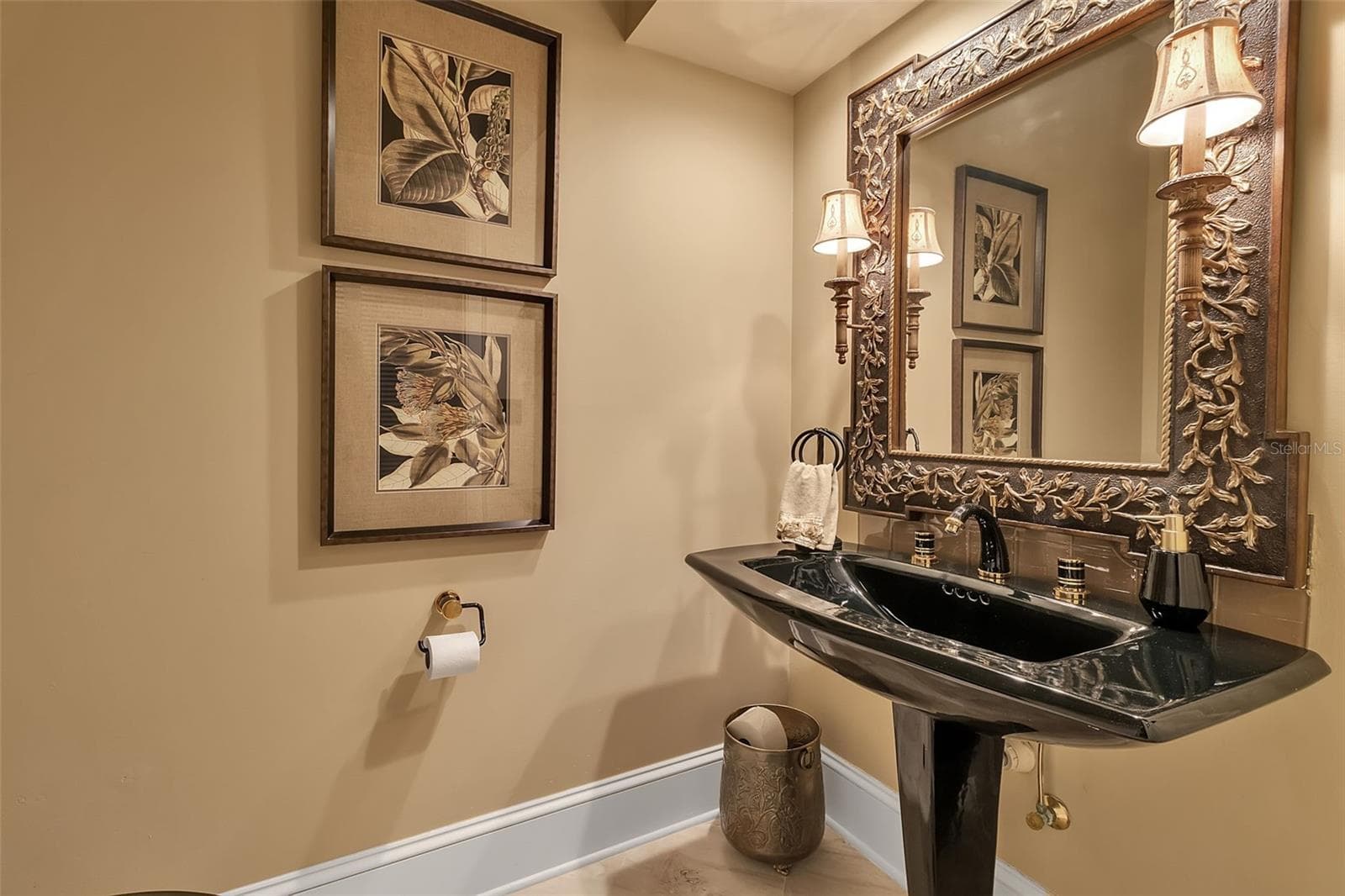 Single Family Residence at 422 BLUE GARDEN LN, OSPREY, photo 9 of 95