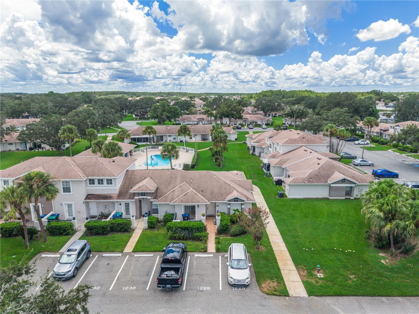 Townhouse at 1226 LUCAYA CIR, ORLANDO, photo 2 of 49