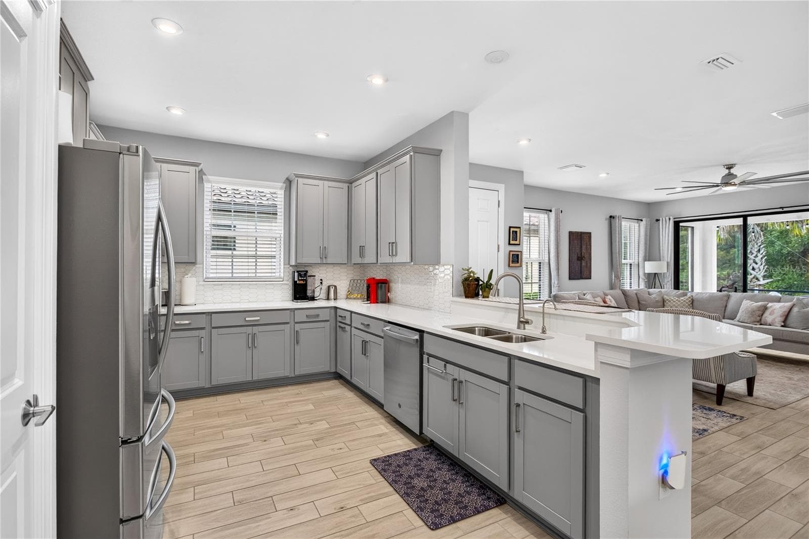 Single Family Residence at 4363 CAIROLI CT, WESLEY CHAPEL, photo 5 of 28