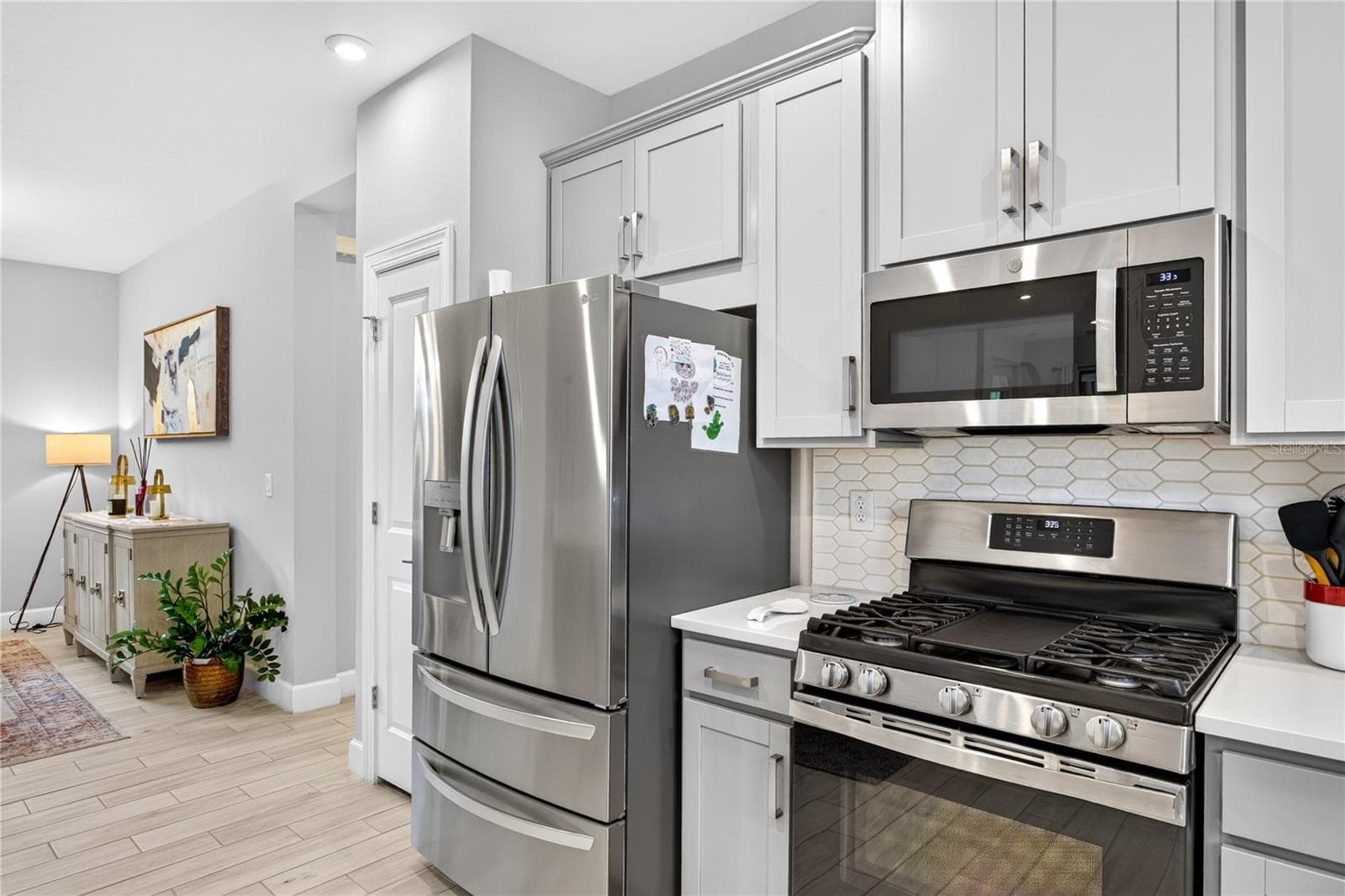 Single Family Residence at 4363 CAIROLI CT, WESLEY CHAPEL, photo 6 of 28