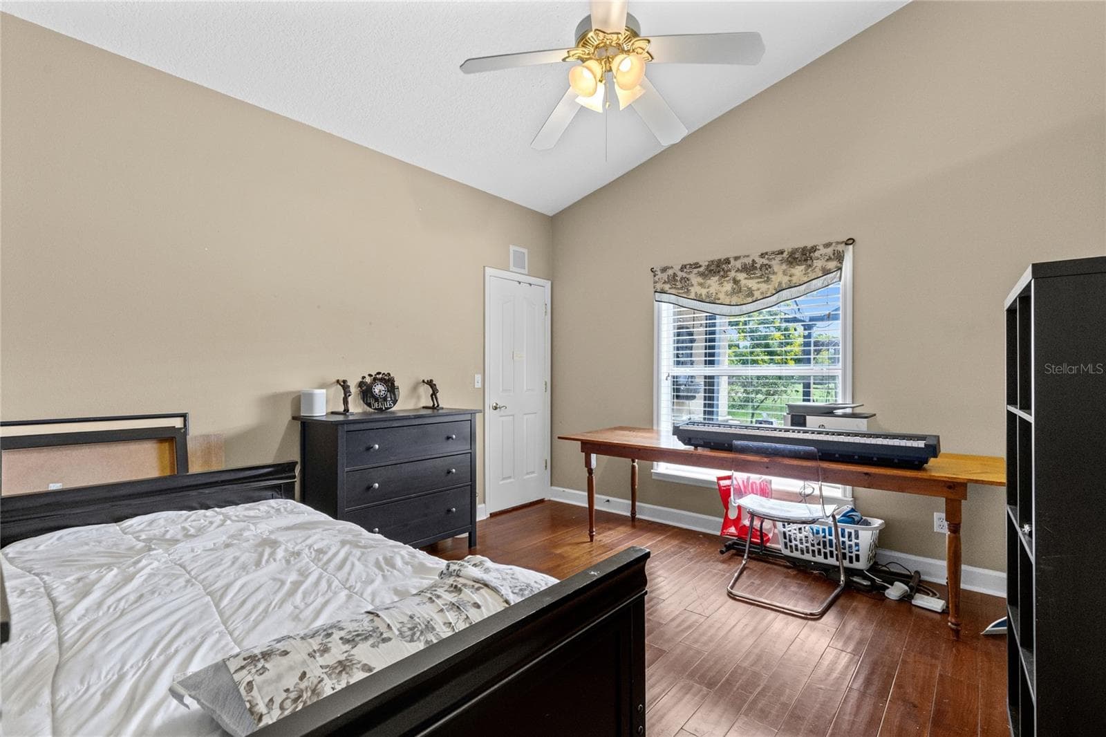 Single Family Residence at 15052 GREEN VALLEY BLVD, CLERMONT, photo 22 of 42