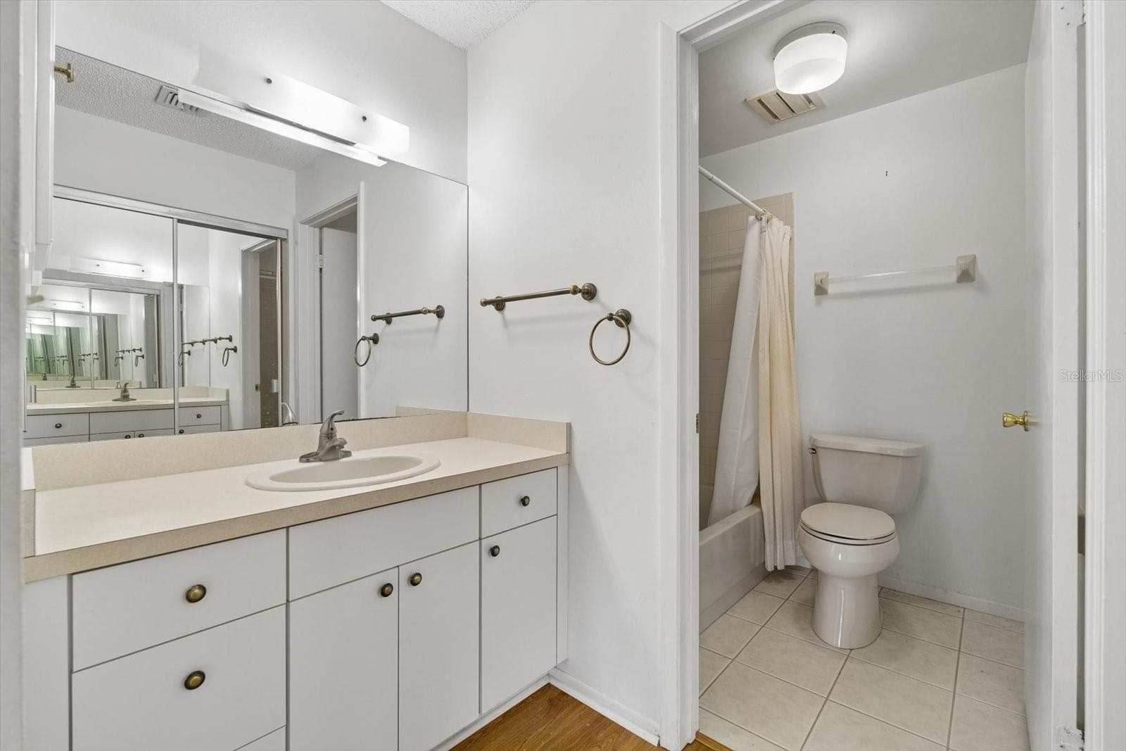 Primary Bath - 821 3RD AVE SW #15/7, LARGO