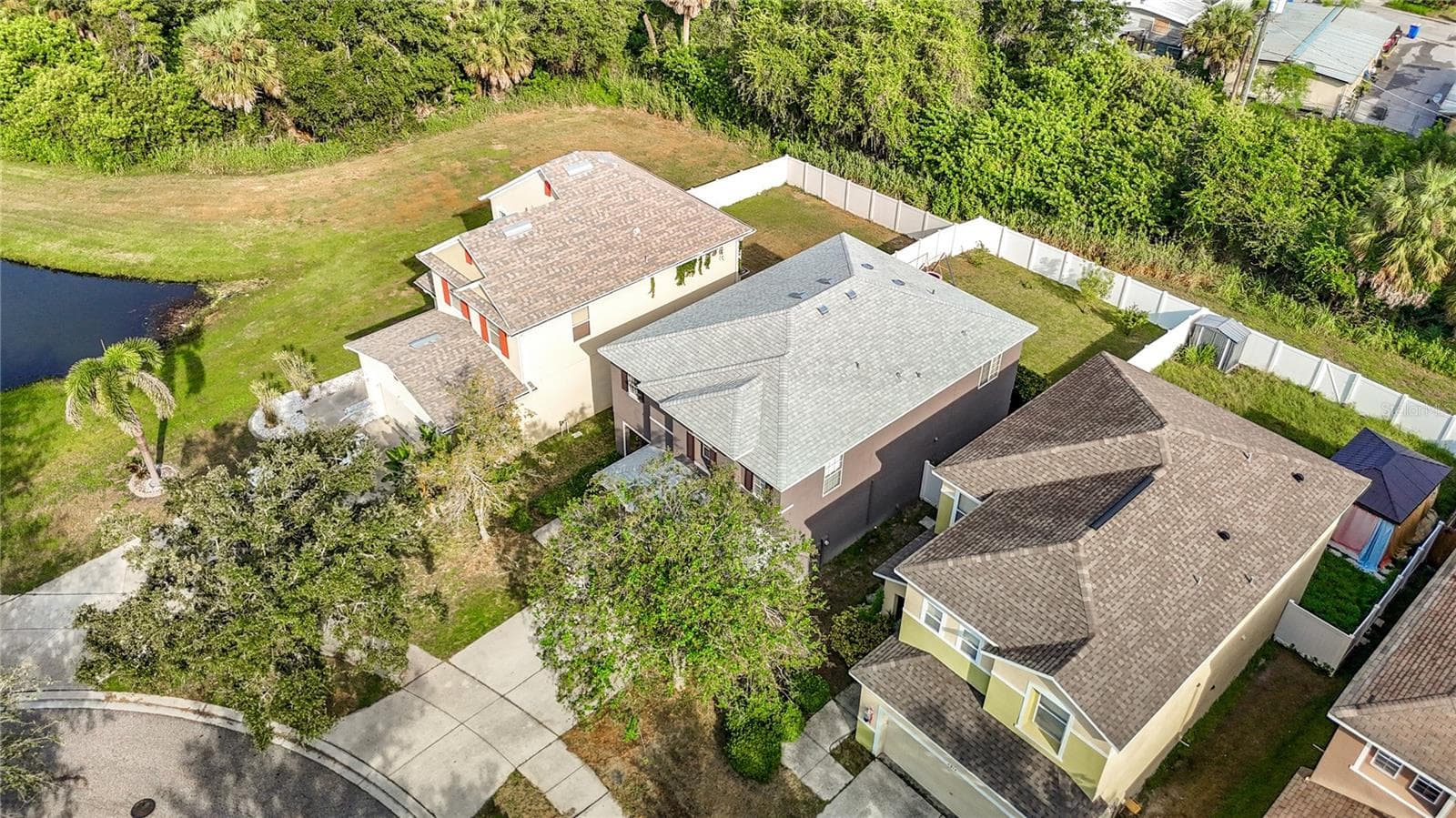 Single Family Residence at 6312 MAGNOLIA TRAILS LN, GIBSONTON, photo 5 of 65
