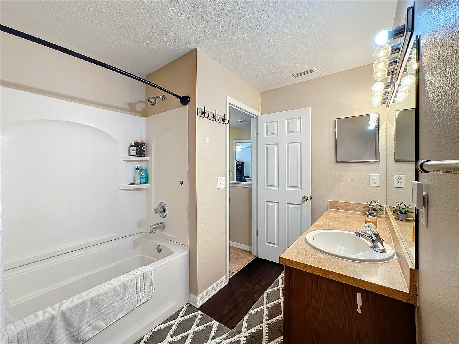Single Family Residence at 6312 MAGNOLIA TRAILS LN, GIBSONTON, photo 37 of 65