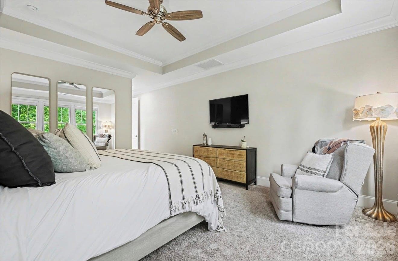 Single Family Residence at 113 Cross Current Lane, Belmont, photo 19 of 46