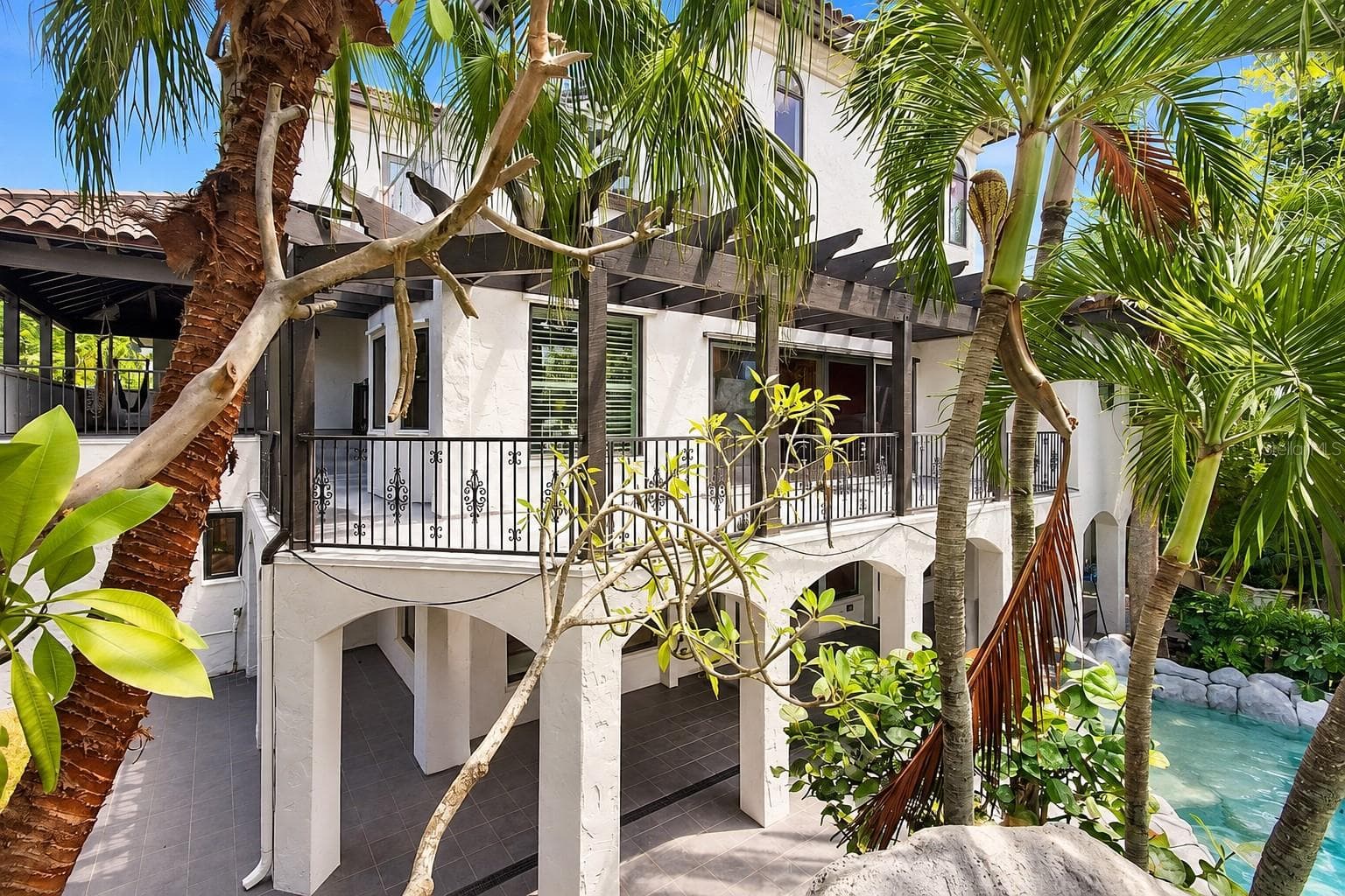 Single Family Residence at 980 BAY ESPLANADE, CLEARWATER, photo 30 of 76