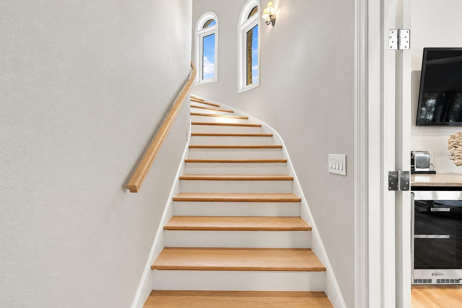 Single Family Residence at 980 BAY ESPLANADE, CLEARWATER, photo 50 of 76