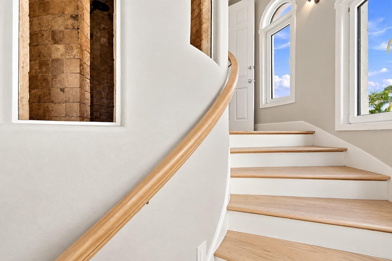 Single Family Residence at 980 BAY ESPLANADE, CLEARWATER, photo 51 of 76