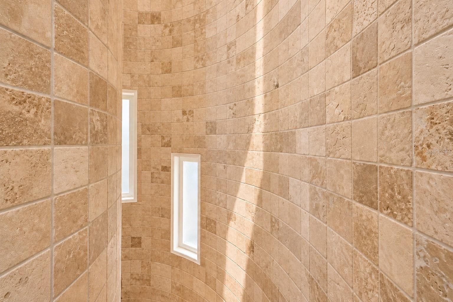 Primary Shower - 980 BAY ESPLANADE, CLEARWATER