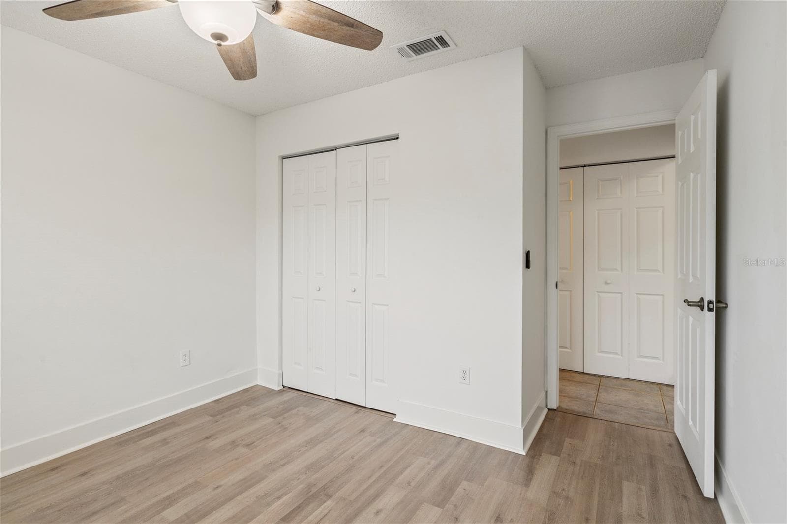 Villa at 321 DOVER CT E, SAFETY HARBOR, photo 16 of 46