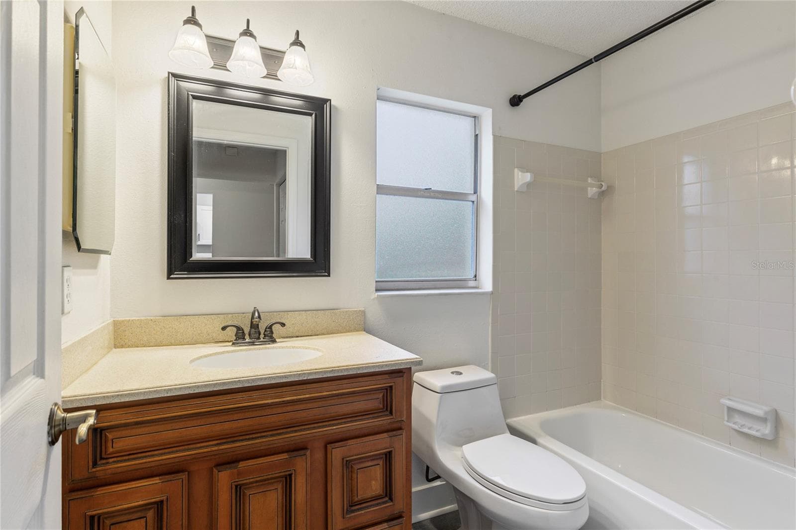 Villa at 321 DOVER CT E, SAFETY HARBOR, photo 22 of 46