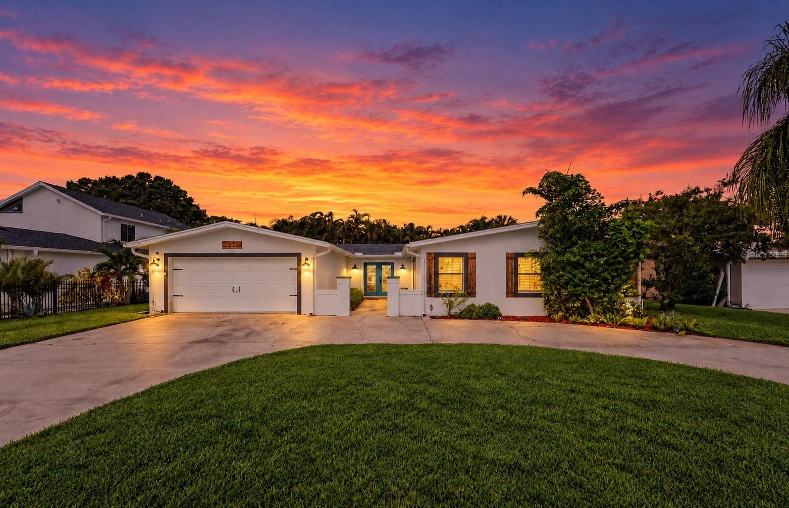 3936 E EDEN ROC CIR #1