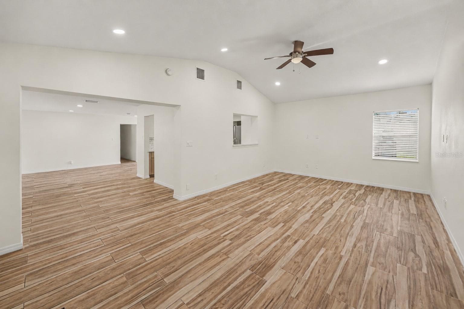 Single Family Residence at 3936 E EDEN ROC CIR #1, TAMPA, photo 10 of 31