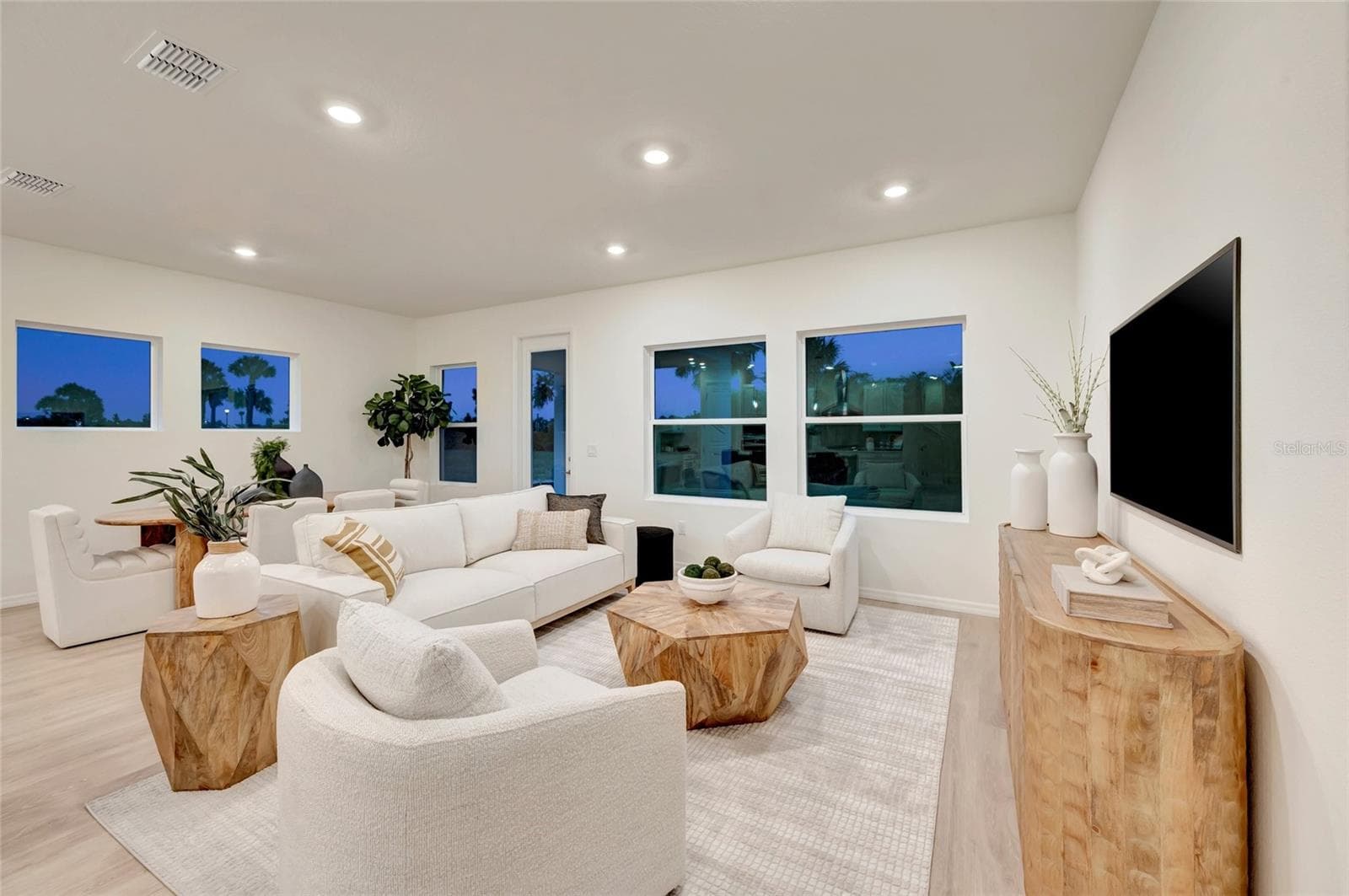 Family Room - 5169 SEA BRANCH AVE, APOLLO BEACH