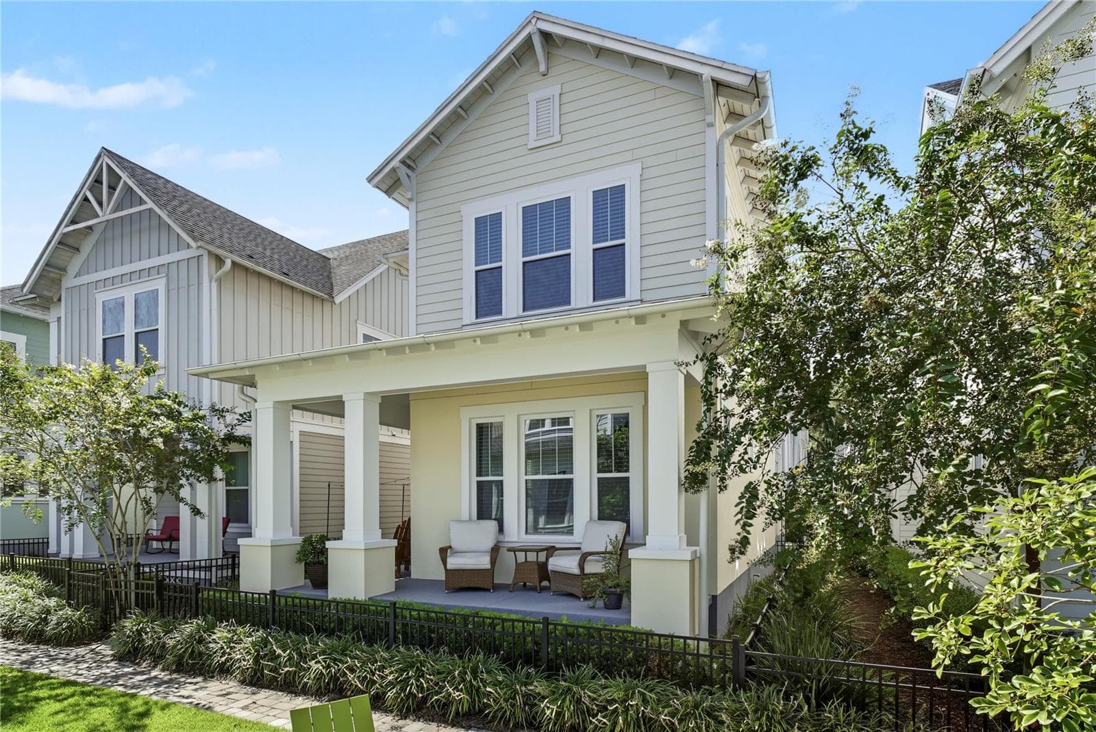 Single Family Residence at 939 KYLEE ALY, WINTER GARDEN, photo 3 of 39