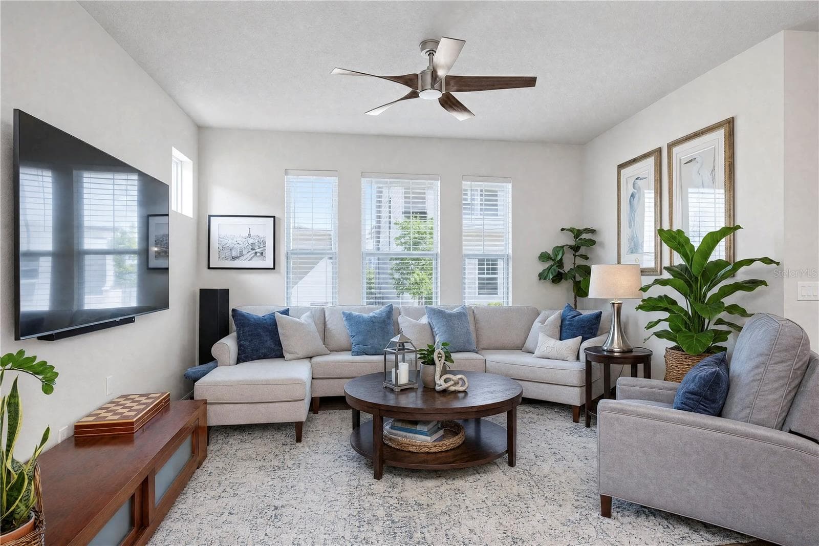 Single Family Residence at 939 KYLEE ALY, WINTER GARDEN, photo 10 of 39