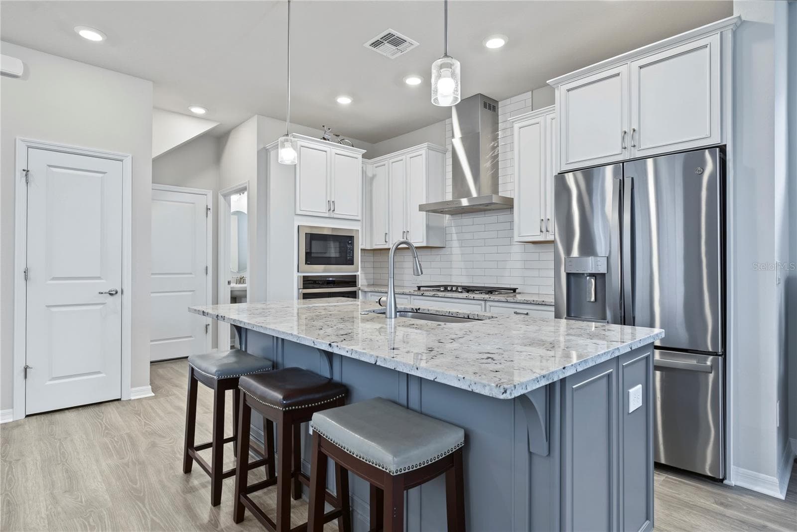 Single Family Residence at 939 KYLEE ALY, WINTER GARDEN, photo 12 of 39