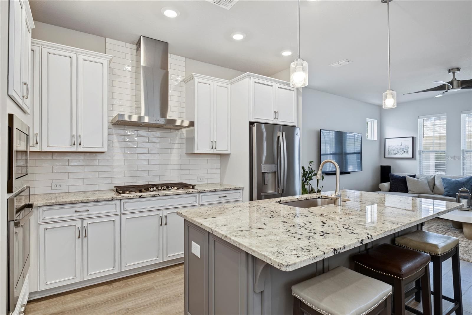 Single Family Residence at 939 KYLEE ALY, WINTER GARDEN, photo 17 of 39