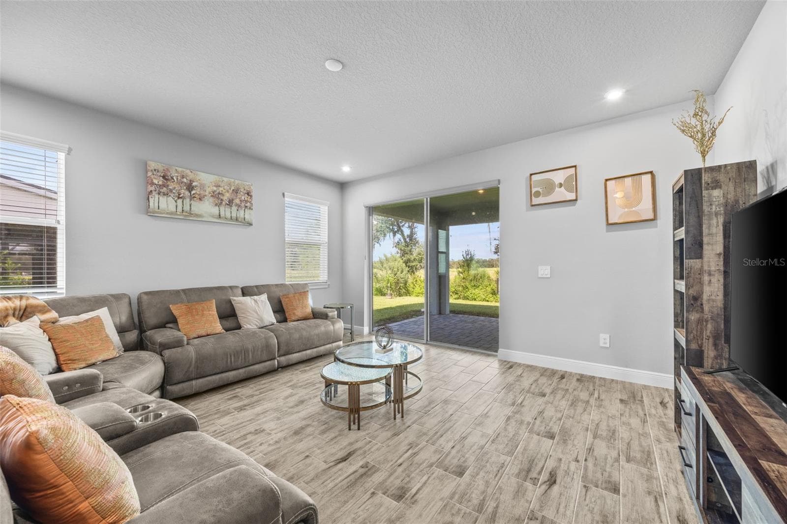 Single Family Residence at 6432 TIMBERDALE AVE, WESLEY CHAPEL, photo 12 of 24