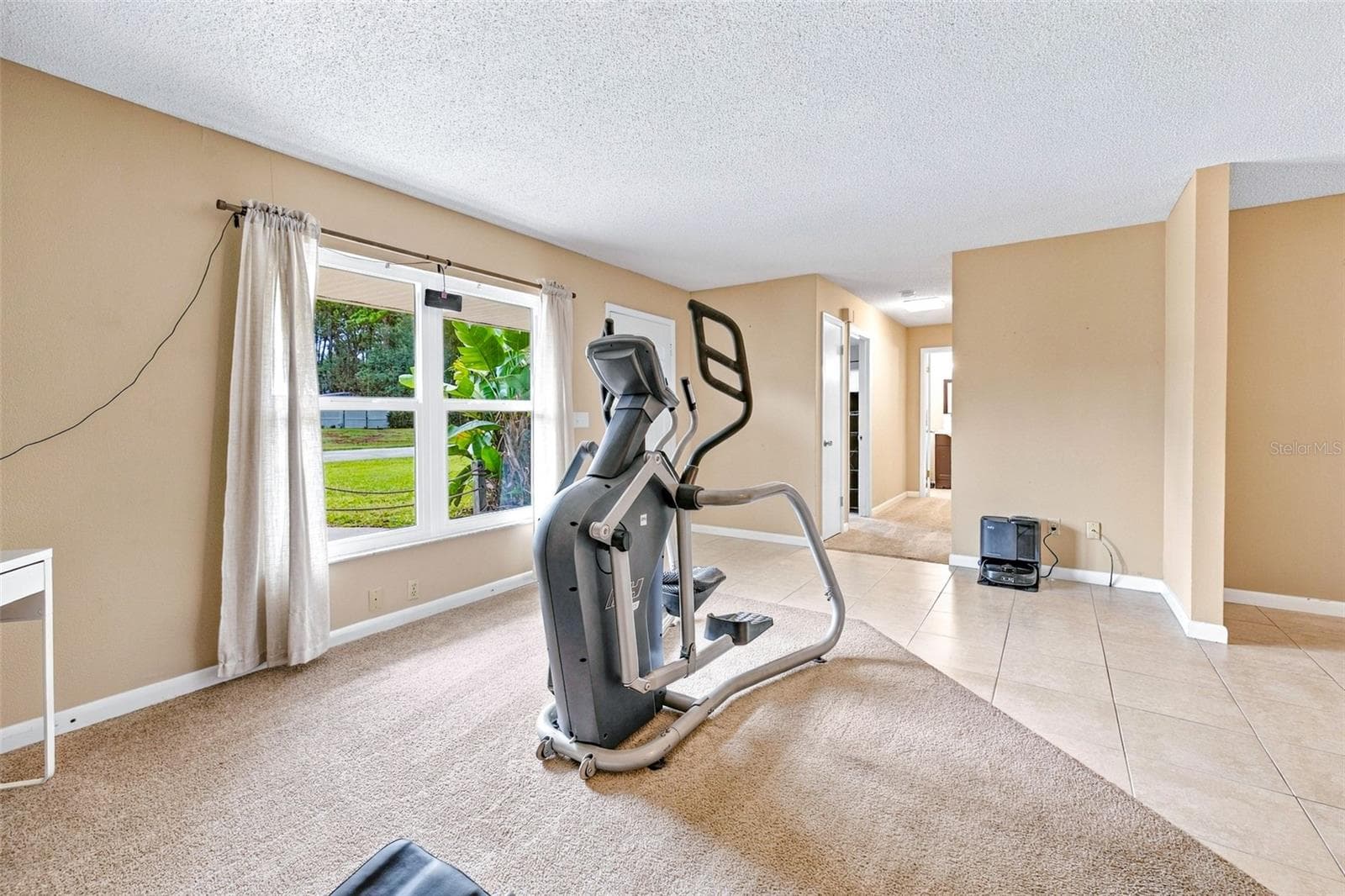 Single Family Residence at 107 N CORY DR, EDGEWATER, photo 8 of 34