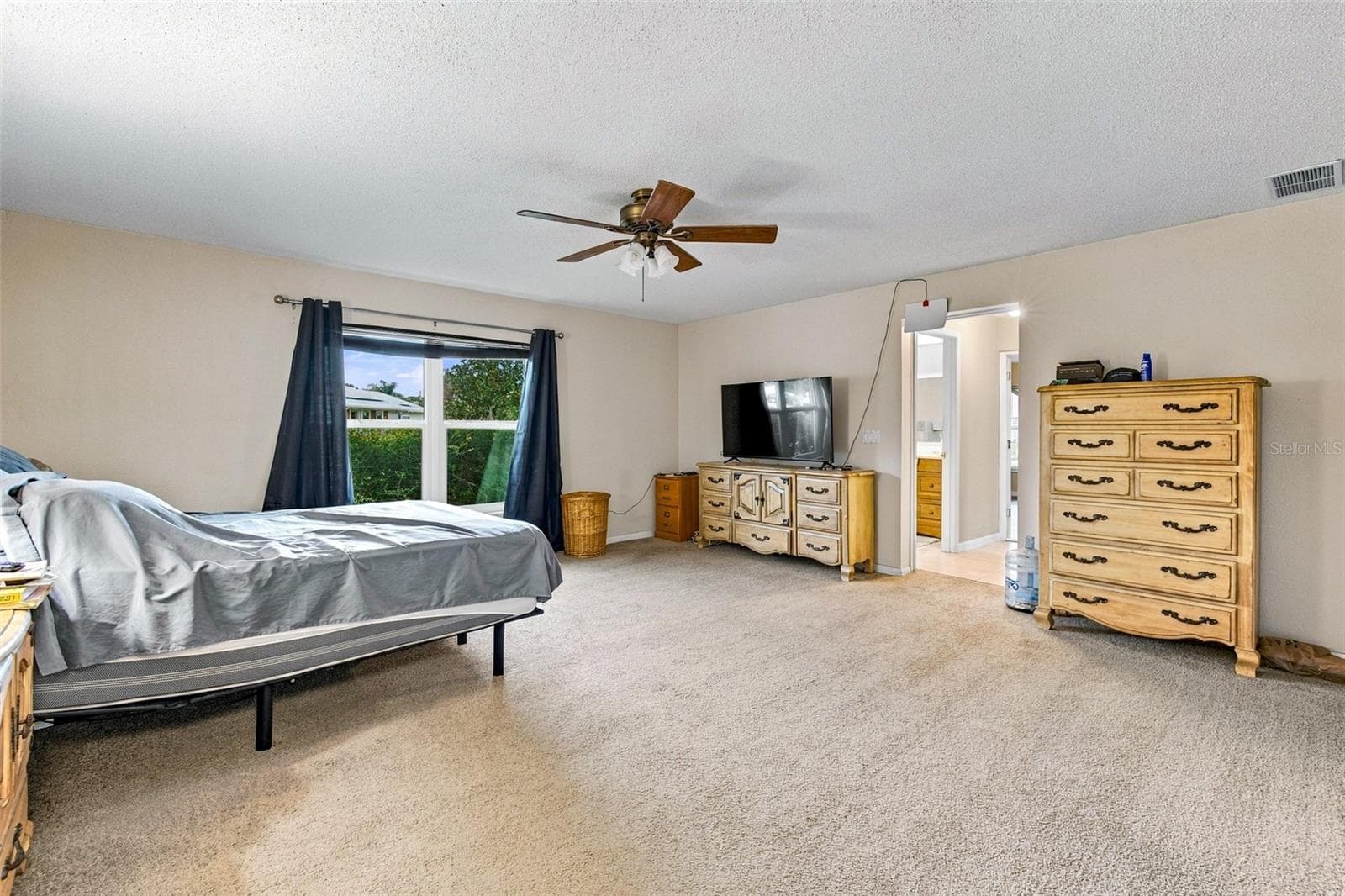 Single Family Residence at 107 N CORY DR, EDGEWATER, photo 14 of 34