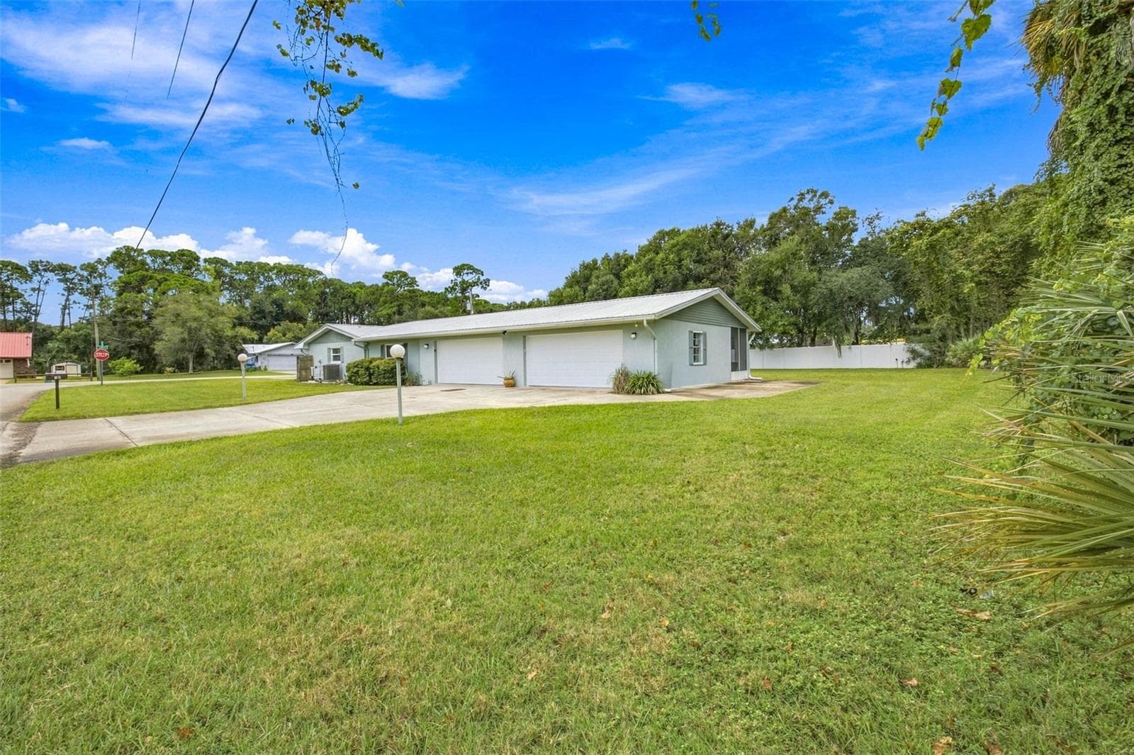 Single Family Residence at 107 N CORY DR, EDGEWATER, photo 32 of 34